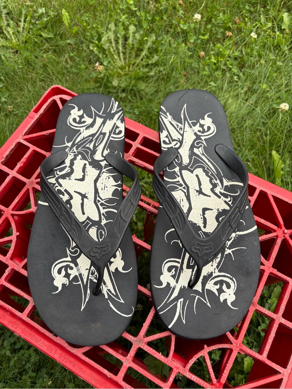 Fox Racing Y2K Men's Black Flip-Flops with Graphic Print Size 12